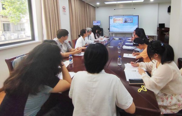 普陀这场“家门口”医疗管事的深度之旅，让学子们惊喜连连